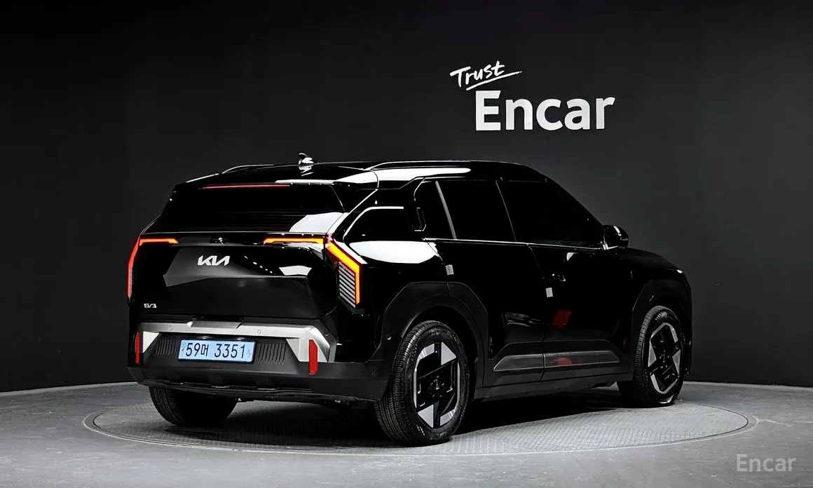 Фото 2 - Kia EV3