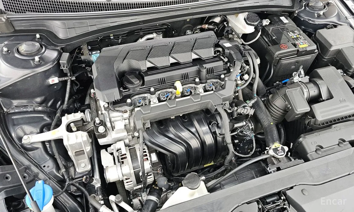 Hyundai Avante 2023 1.6