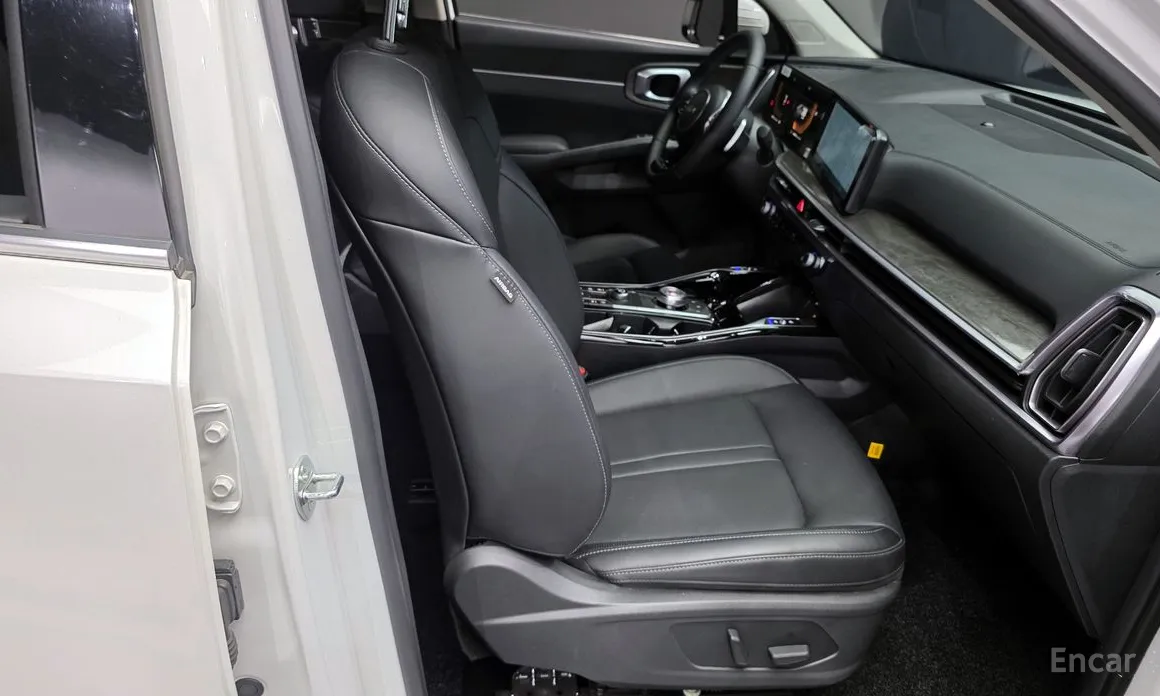 Фото 12 - Kia Sorento