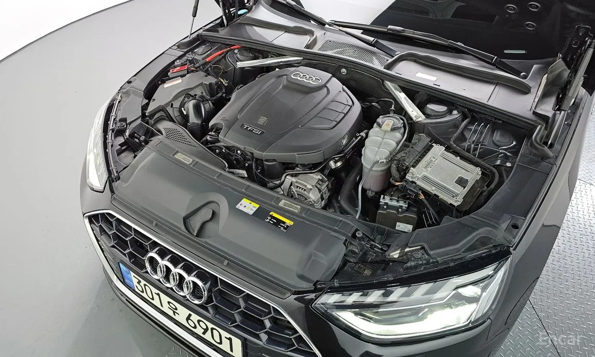 Фото 6 - Audi A4