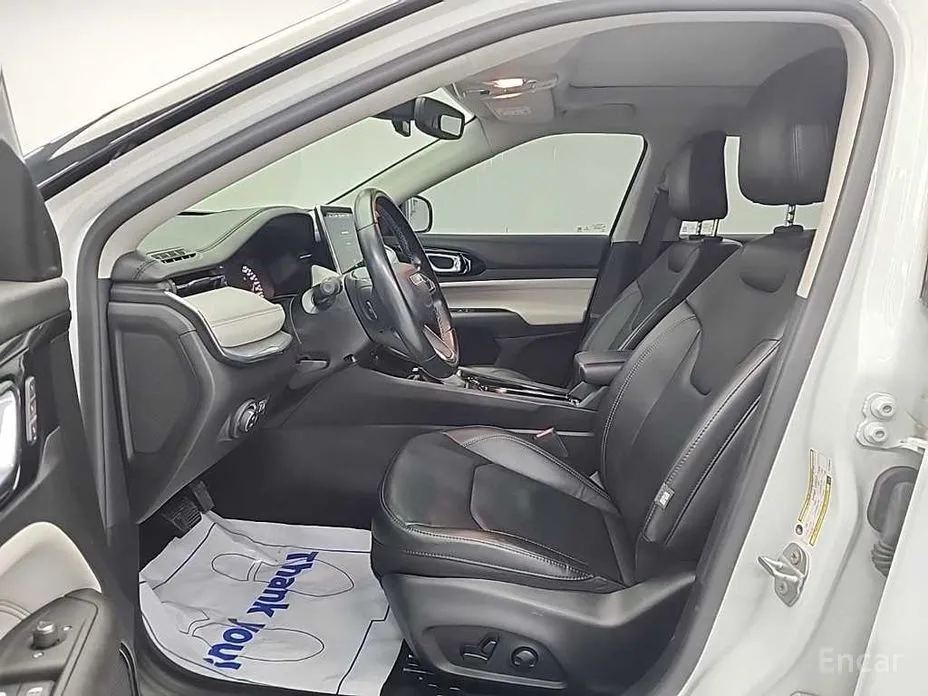 Фото 11 - Jeep Compass