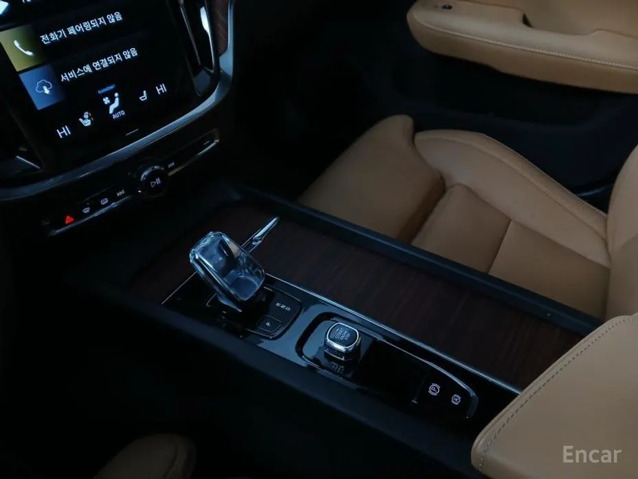 Фото 12 - Volvo S60