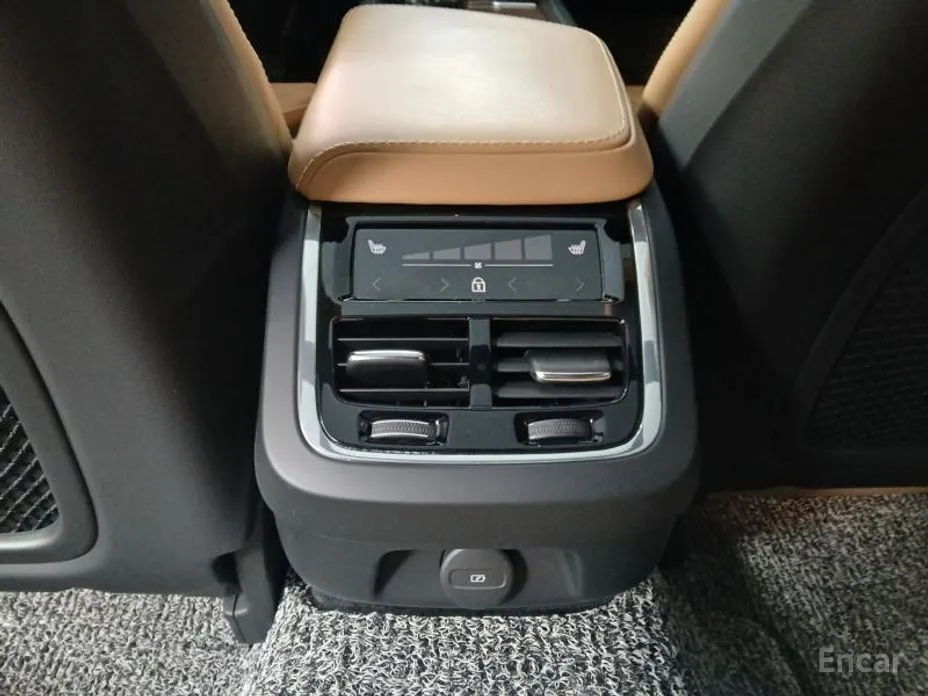 Фото 17 - Volvo S60