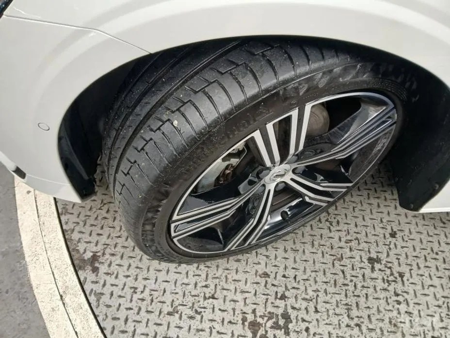 Фото 20 - Volvo S60