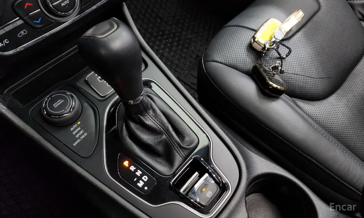 Фото 9 - Jeep Cherokee