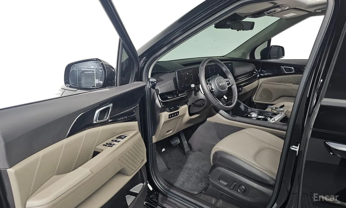 Фото 10 - Kia Carnival