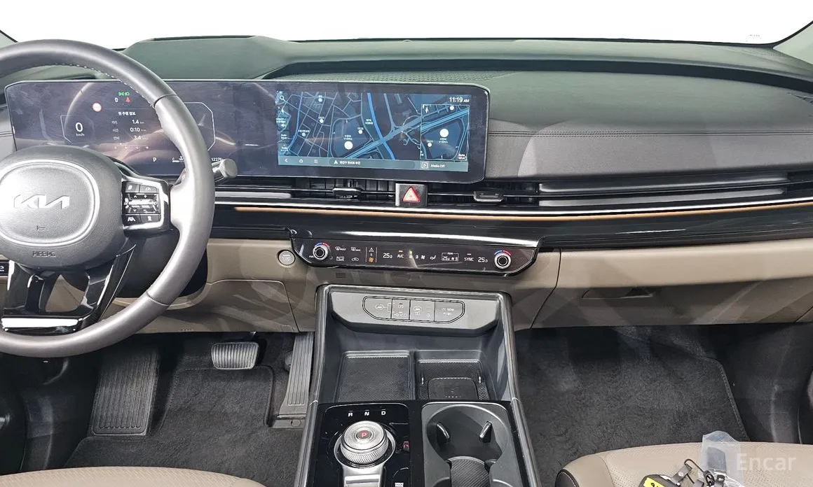 Фото 14 - Kia Carnival