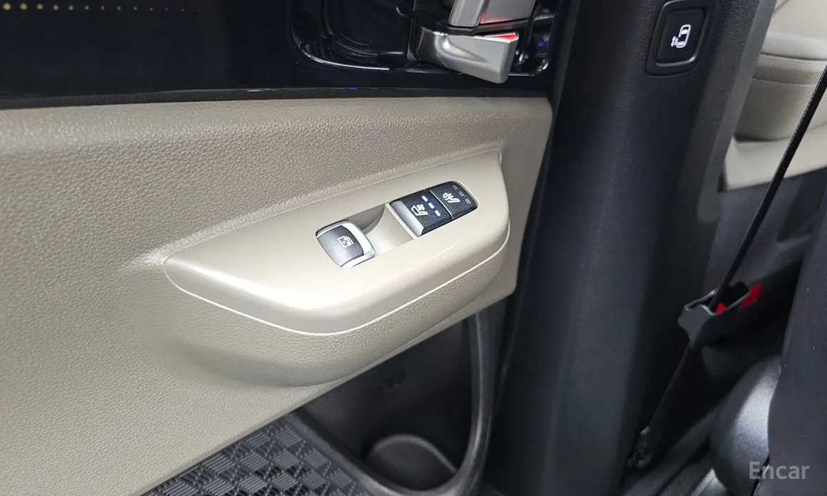 Фото 18 - Kia Carnival