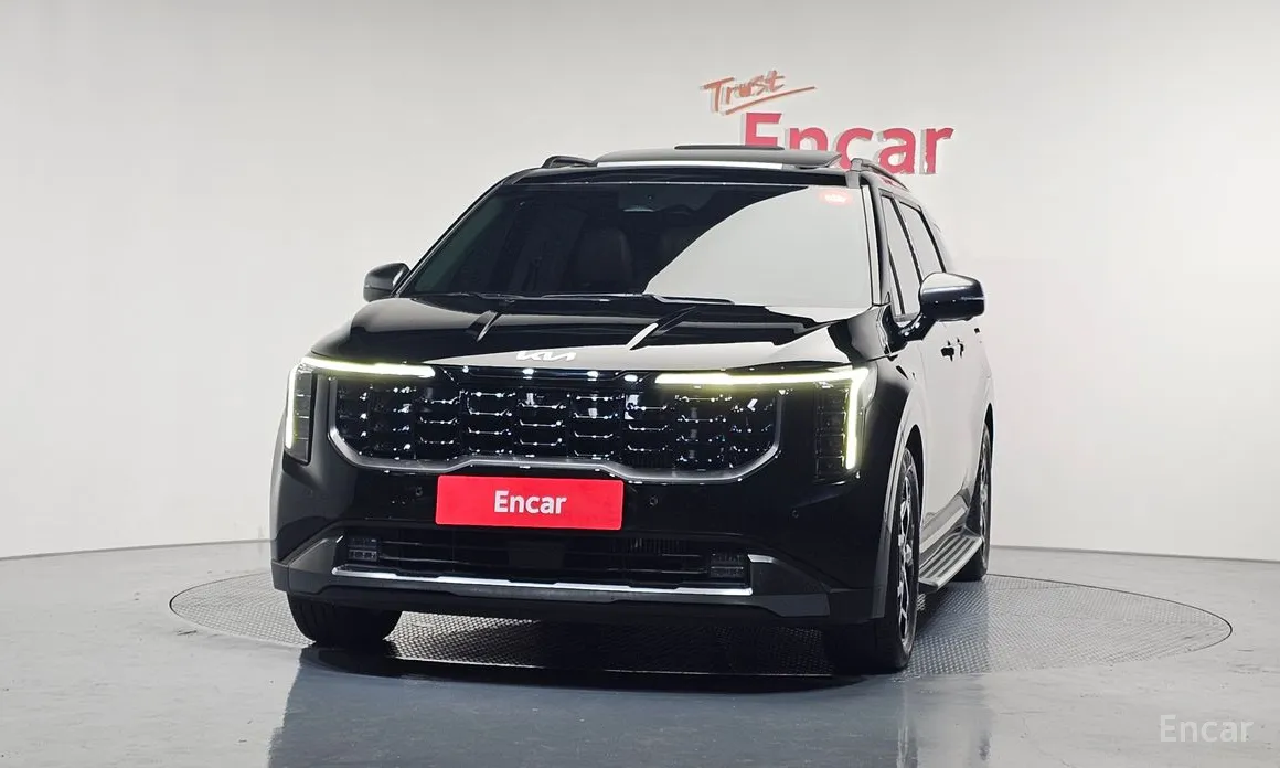 Фото 3 - Kia Carnival