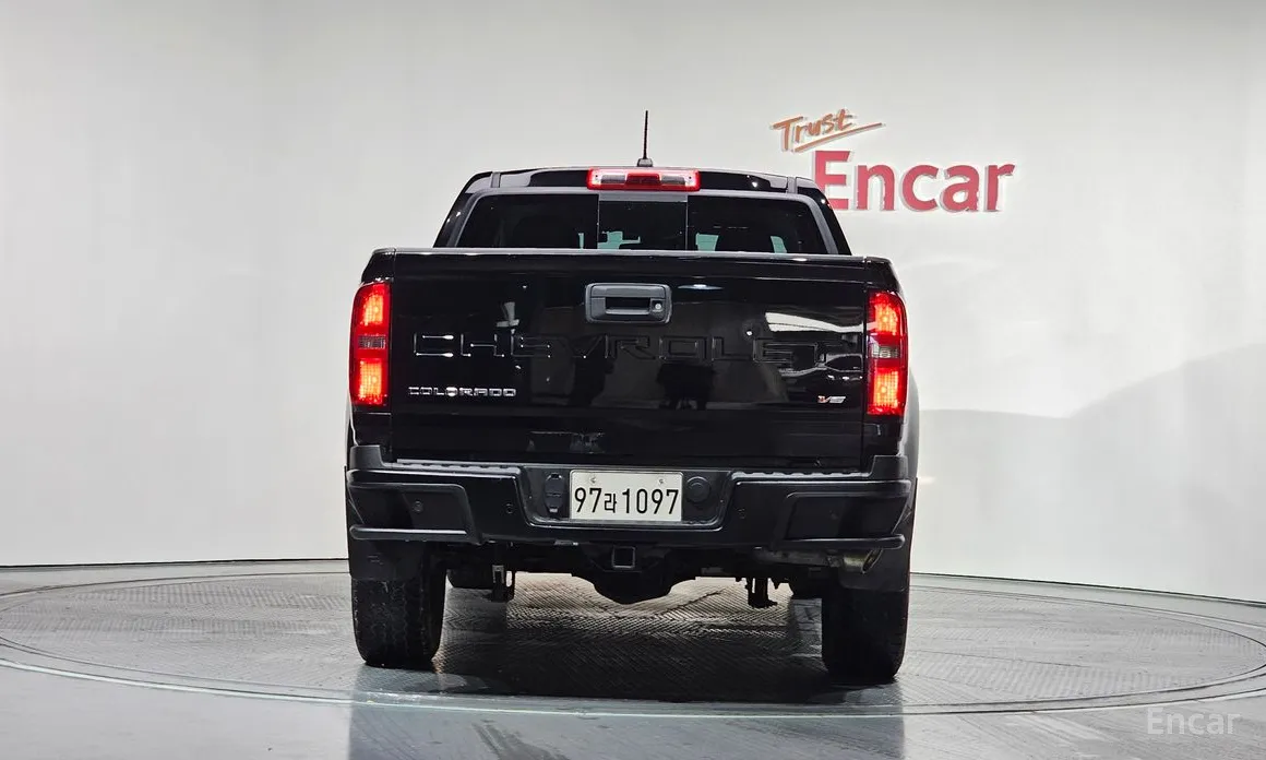 Фото 4 - Chevrolet Colorado