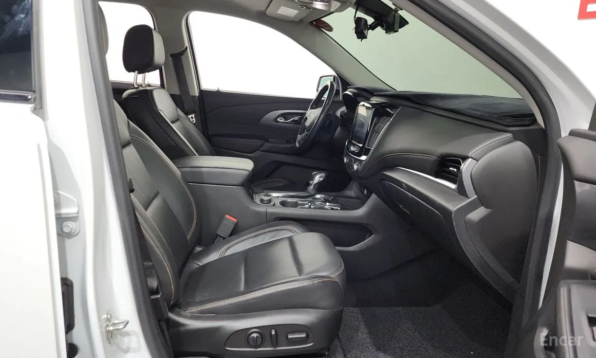 Фото 11 - Chevrolet Traverse