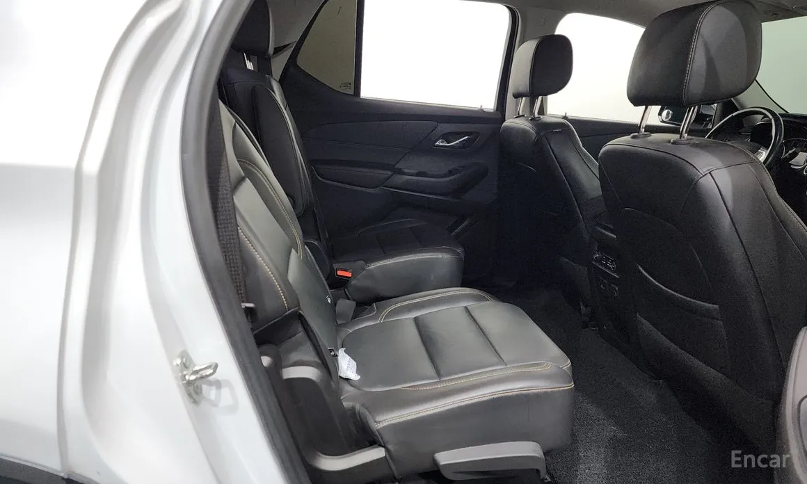 Фото 12 - Chevrolet Traverse