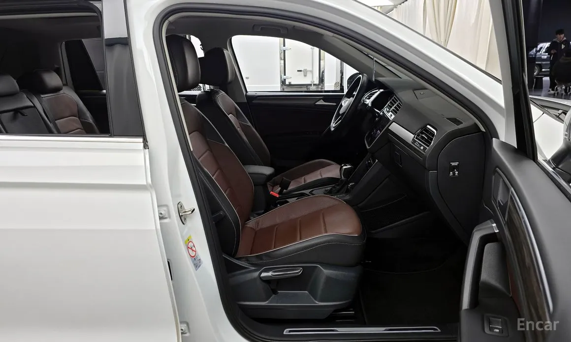 Фото 11 - Volkswagen Tiguan