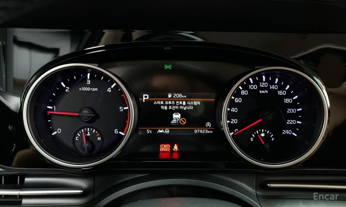 Фото 8 - Kia Carnival