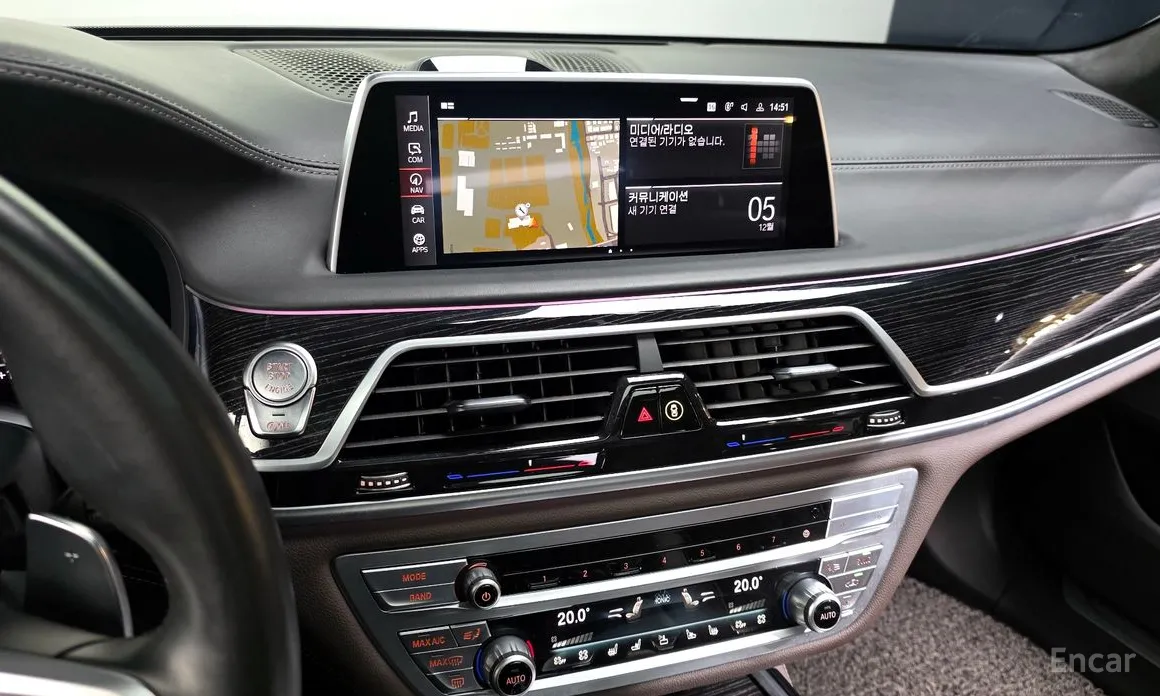 Фото 14 - BMW 7 Series