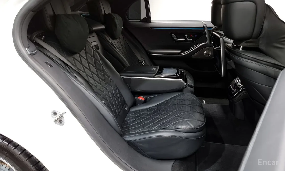 Фото 12 - Mercedes-Benz S-Class