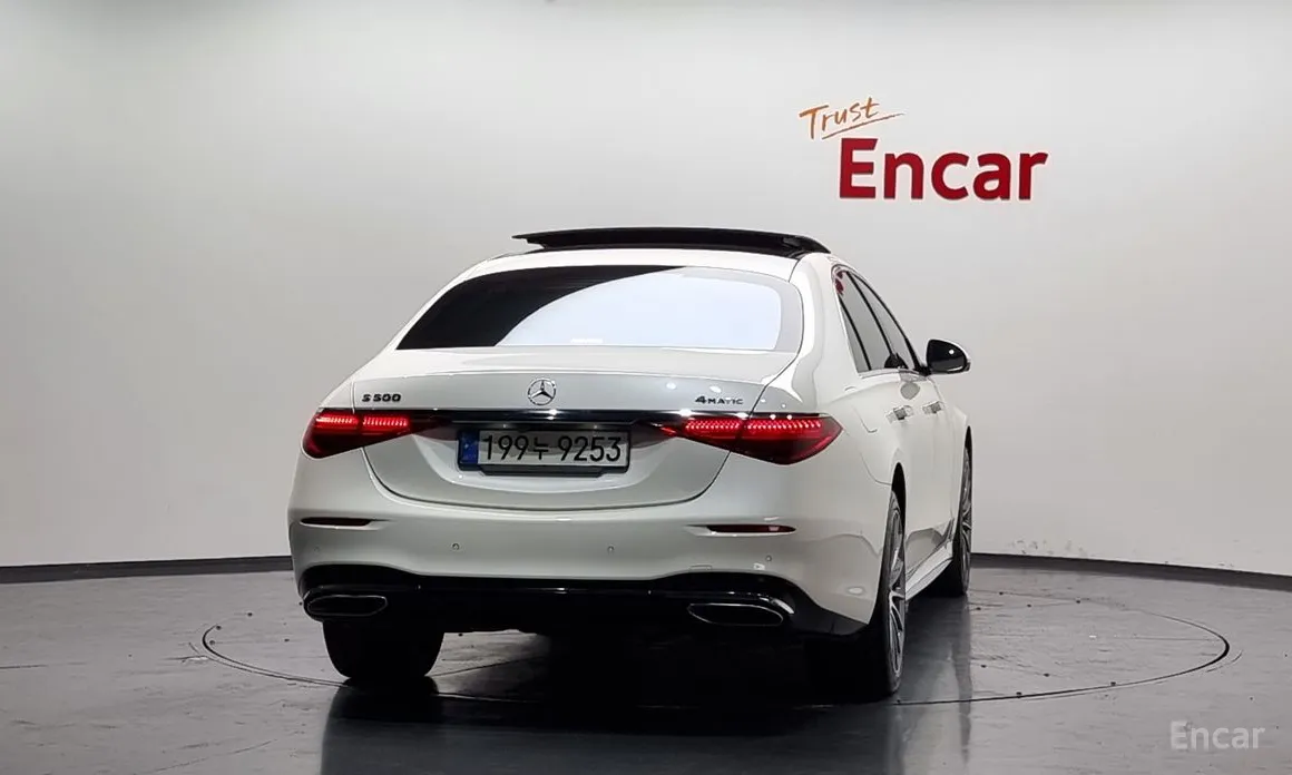 Фото 4 - Mercedes-Benz S-Class