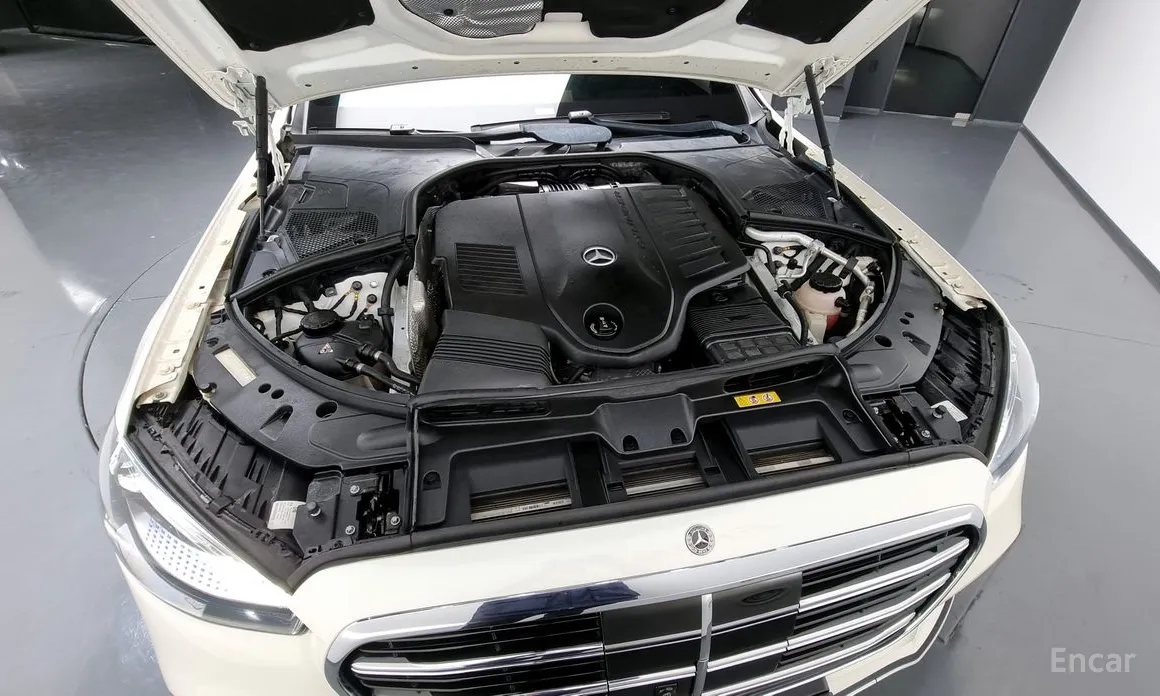 Фото 6 - Mercedes-Benz S-Class