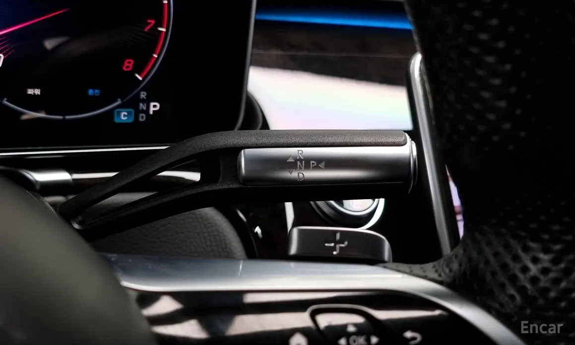 Фото 9 - Mercedes-Benz S-Class