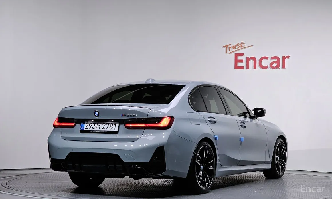 Фото 2 - BMW 3 Series