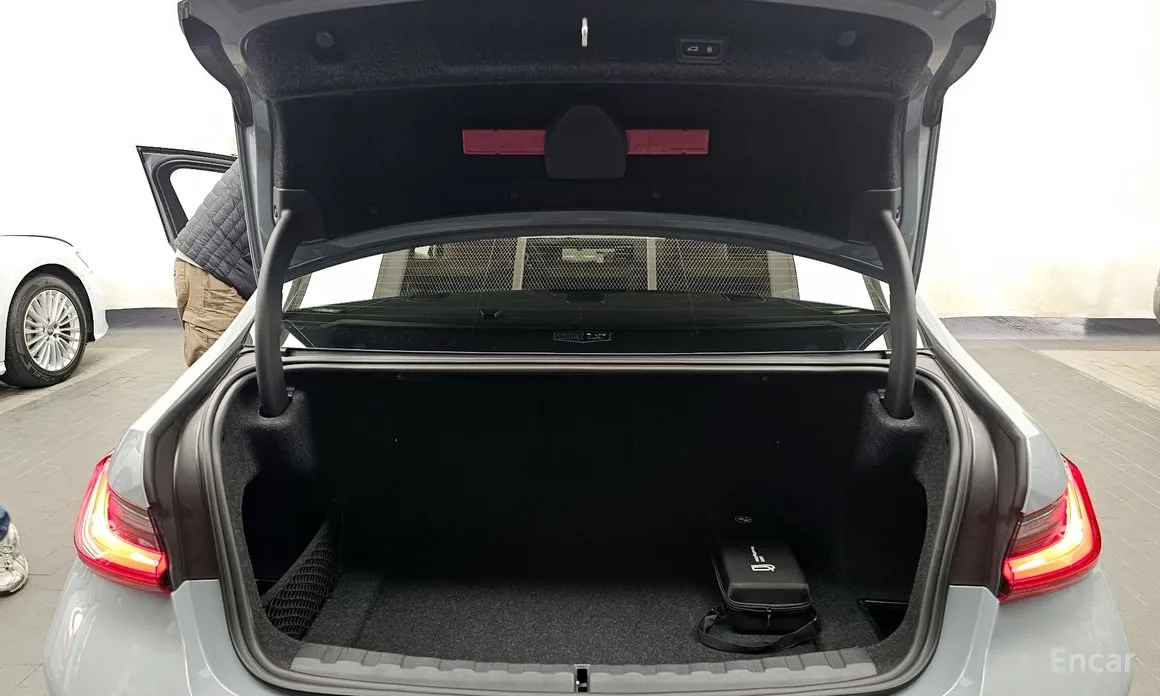 Фото 20 - BMW 3 Series