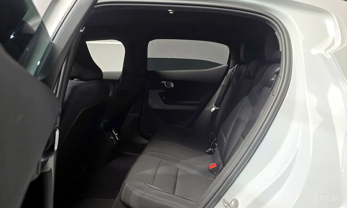 Фото 13 - Polestar 2