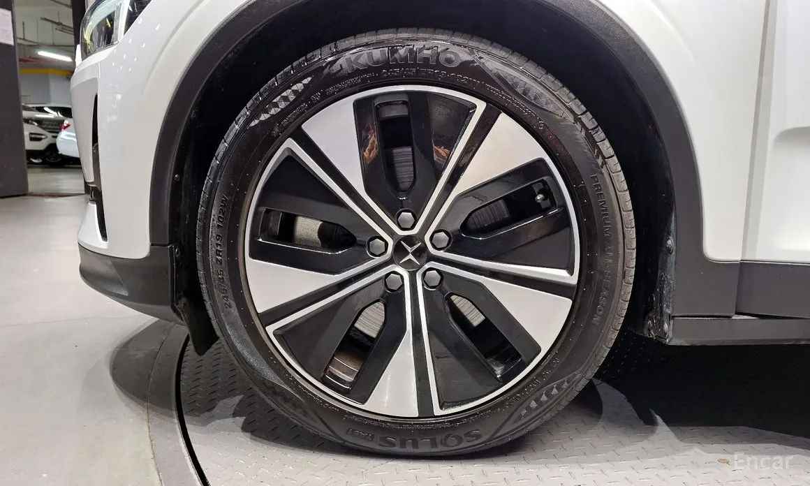 Фото 5 - Polestar 2