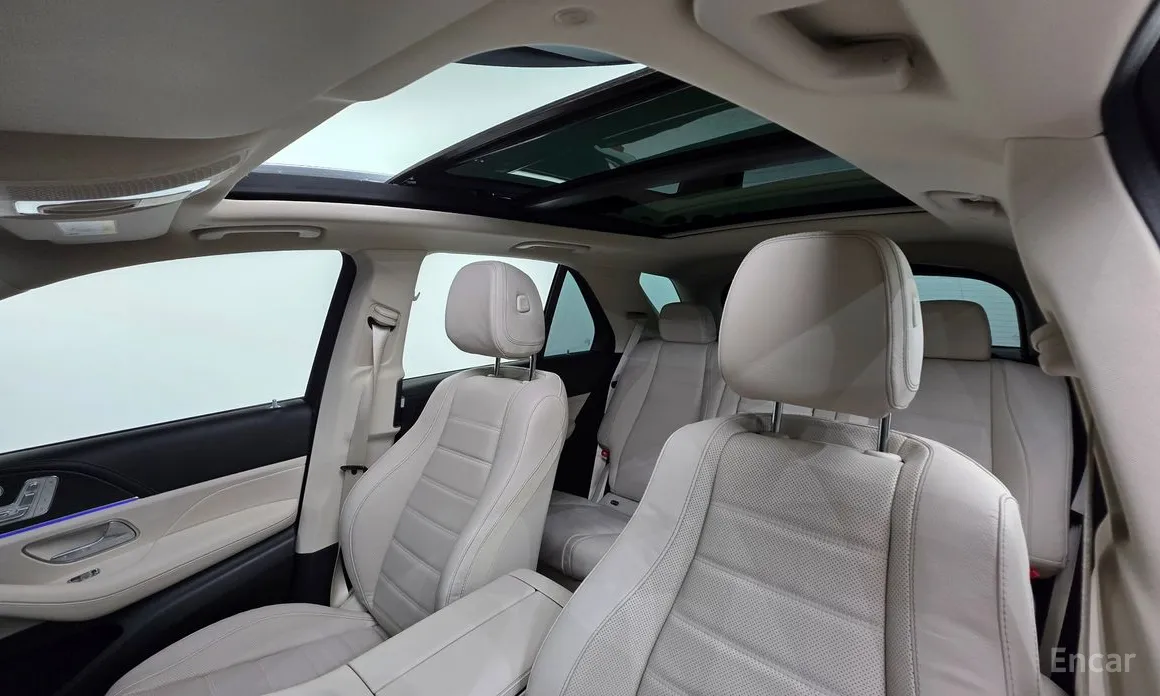 Фото 12 - Mercedes-Benz GLE-Class