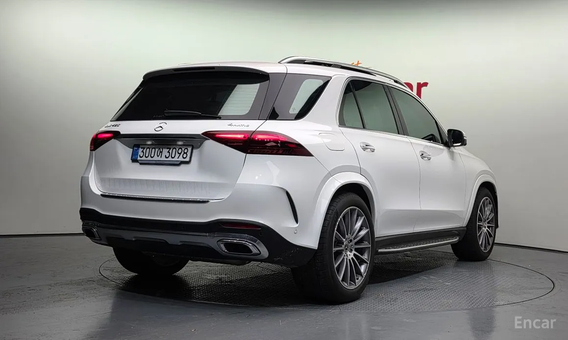 Фото 2 - Mercedes-Benz GLE-Class