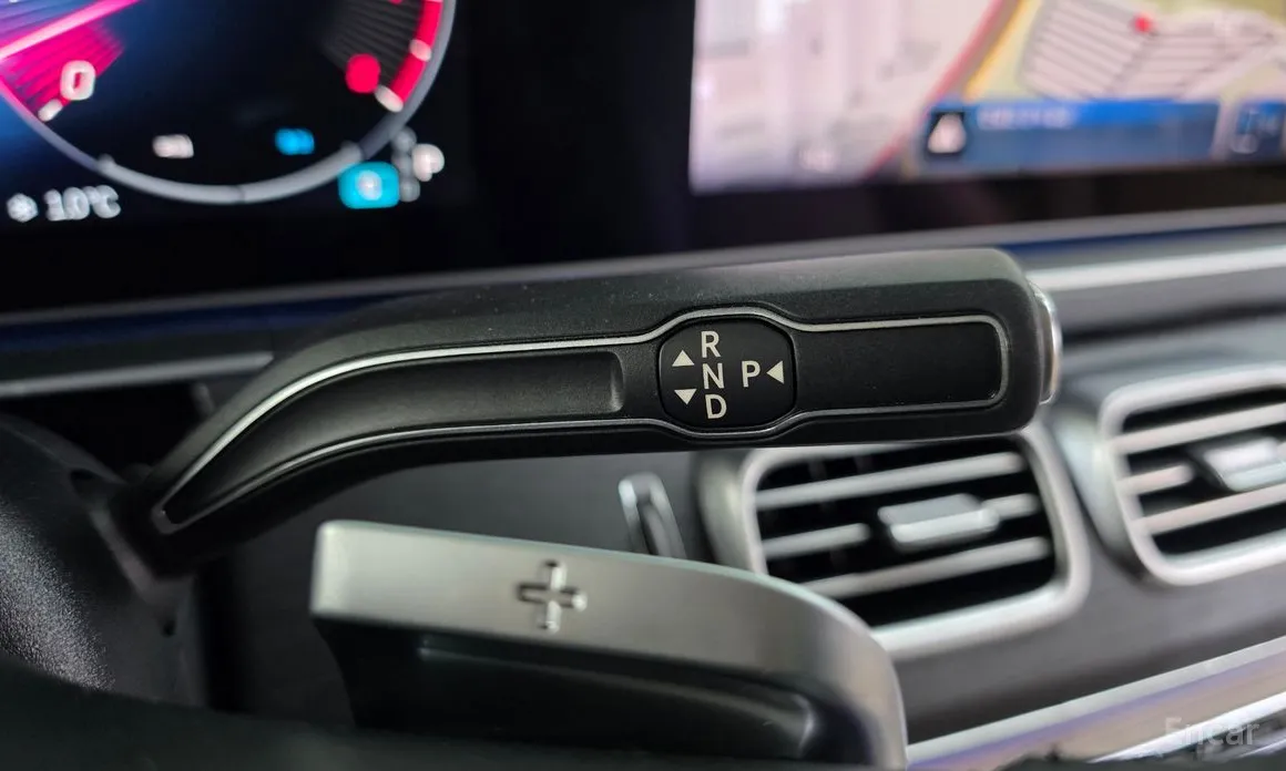 Фото 9 - Mercedes-Benz GLE-Class