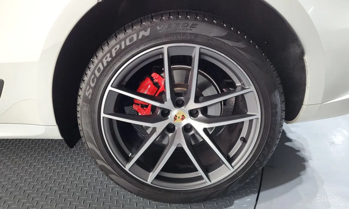 Фото 5 - Porsche Macan