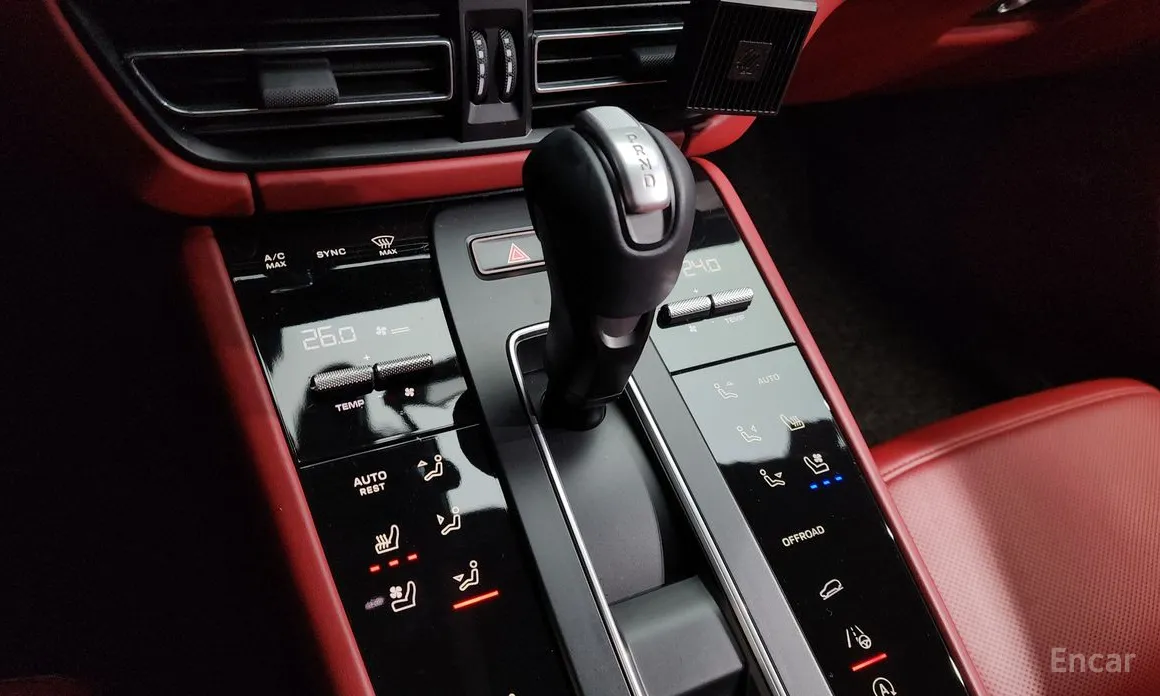 Фото 9 - Porsche Macan