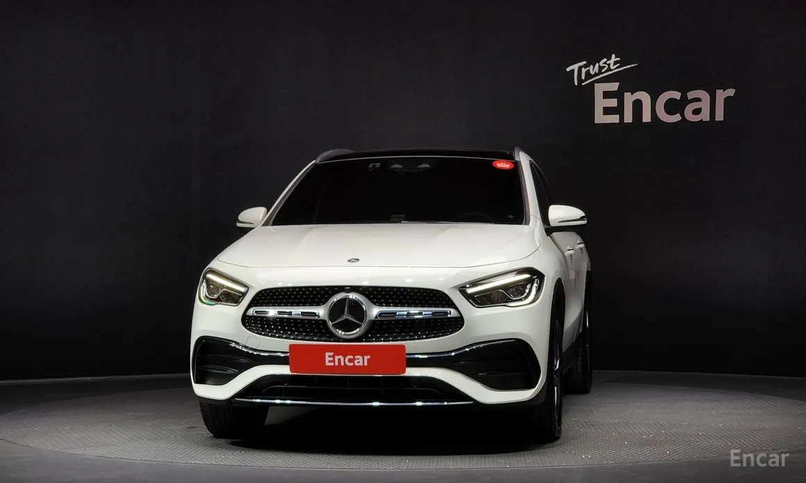 Фото 3 - Mercedes-Benz GLA-Class