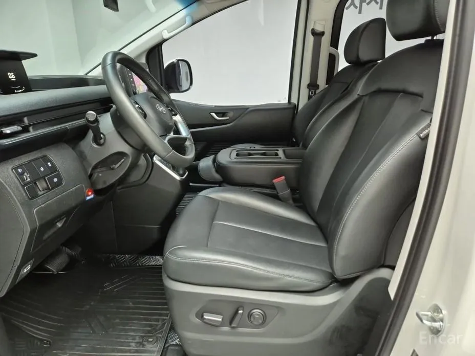 Фото 11 - Hyundai Staria