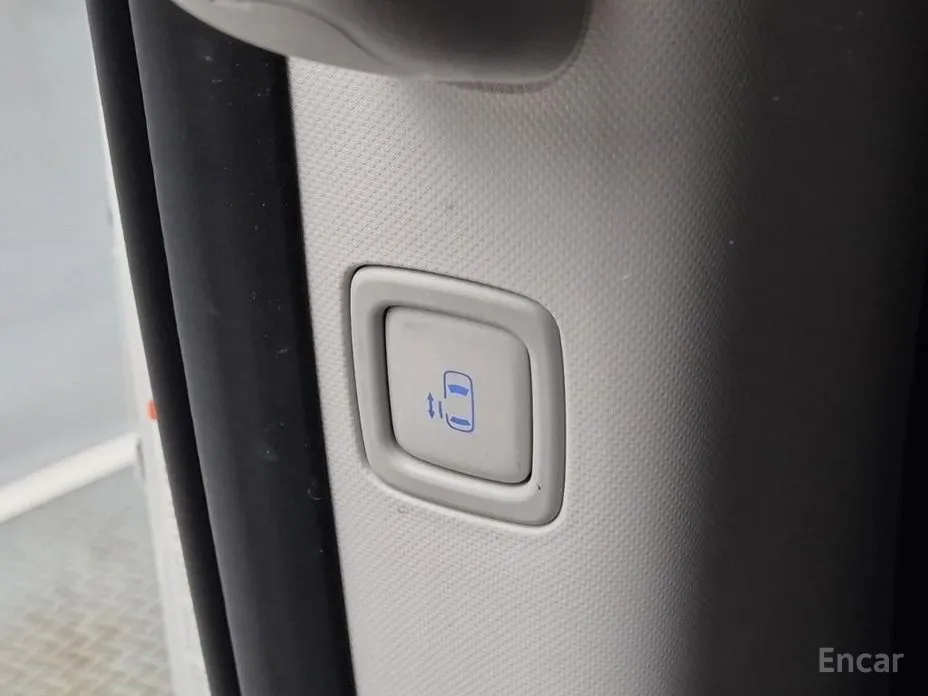 Фото 19 - Hyundai Staria