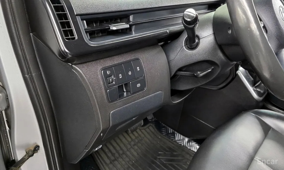 Фото 17 - Hyundai Staria