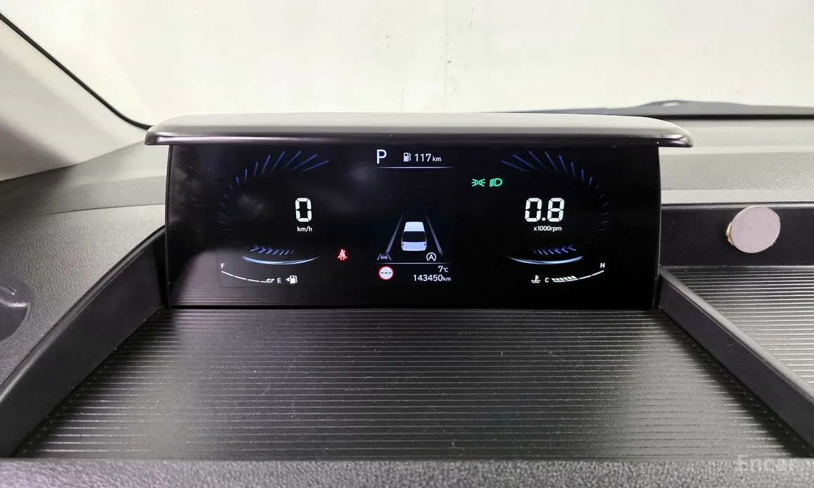 Фото 8 - Hyundai Staria