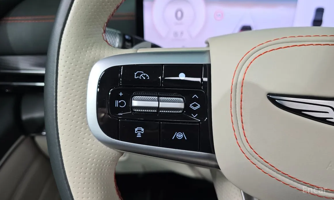 Фото 18 - Genesis GV80