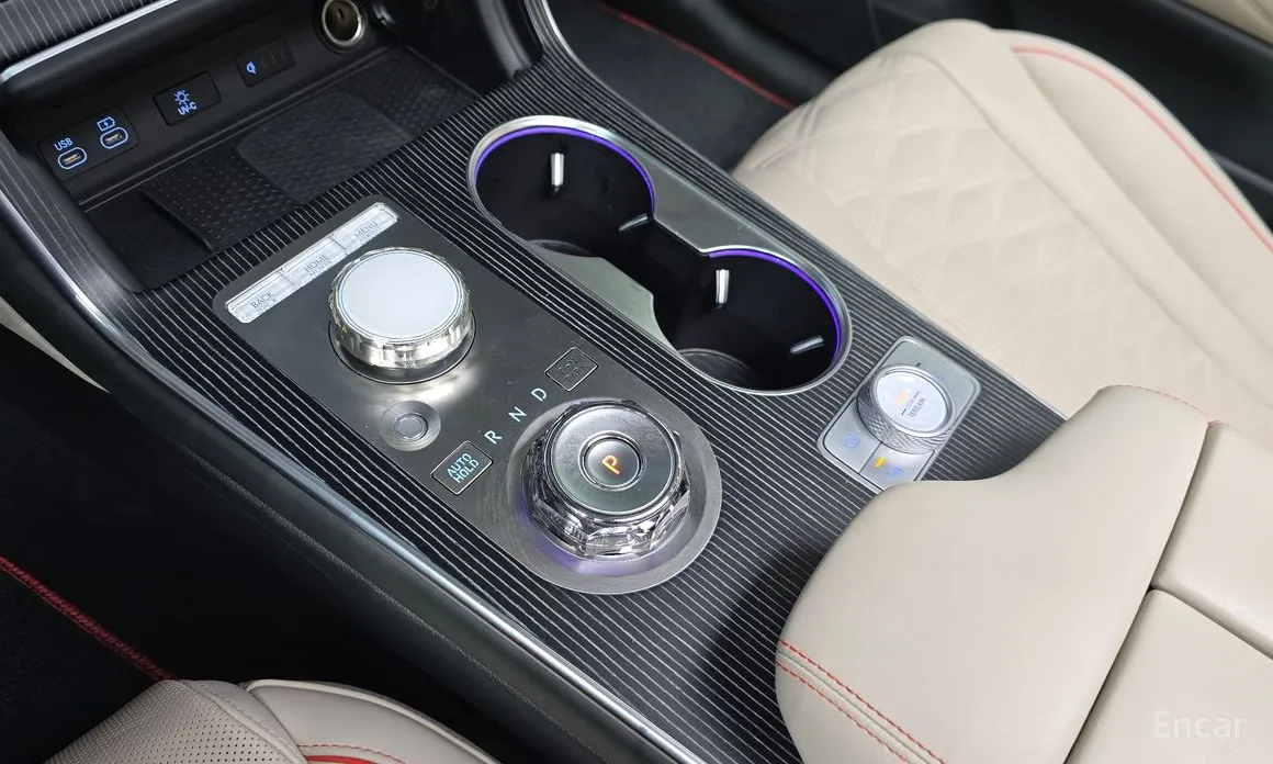 Фото 9 - Genesis GV80