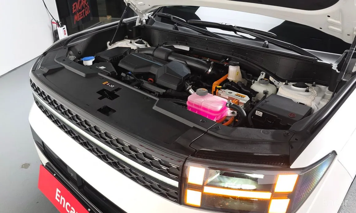 Фото 6 - Hyundai Santa Fe