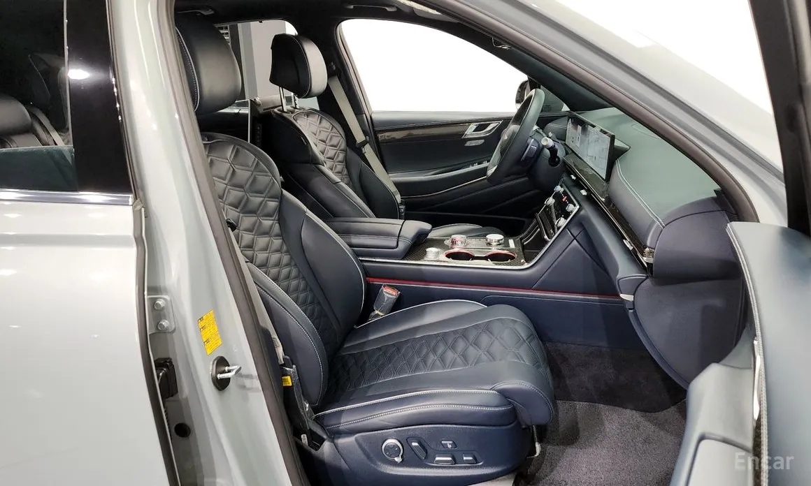 Фото 11 - Genesis GV80