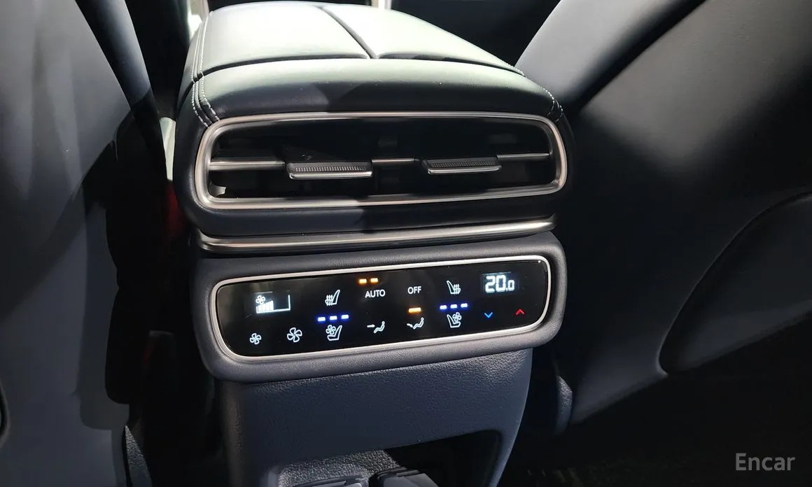 Фото 17 - Genesis GV80