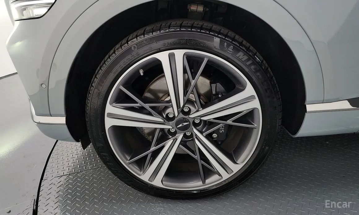 Фото 5 - Genesis GV80