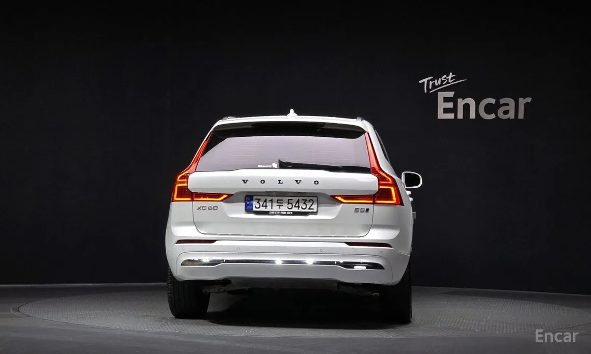 Фото 4 - Volvo XC60