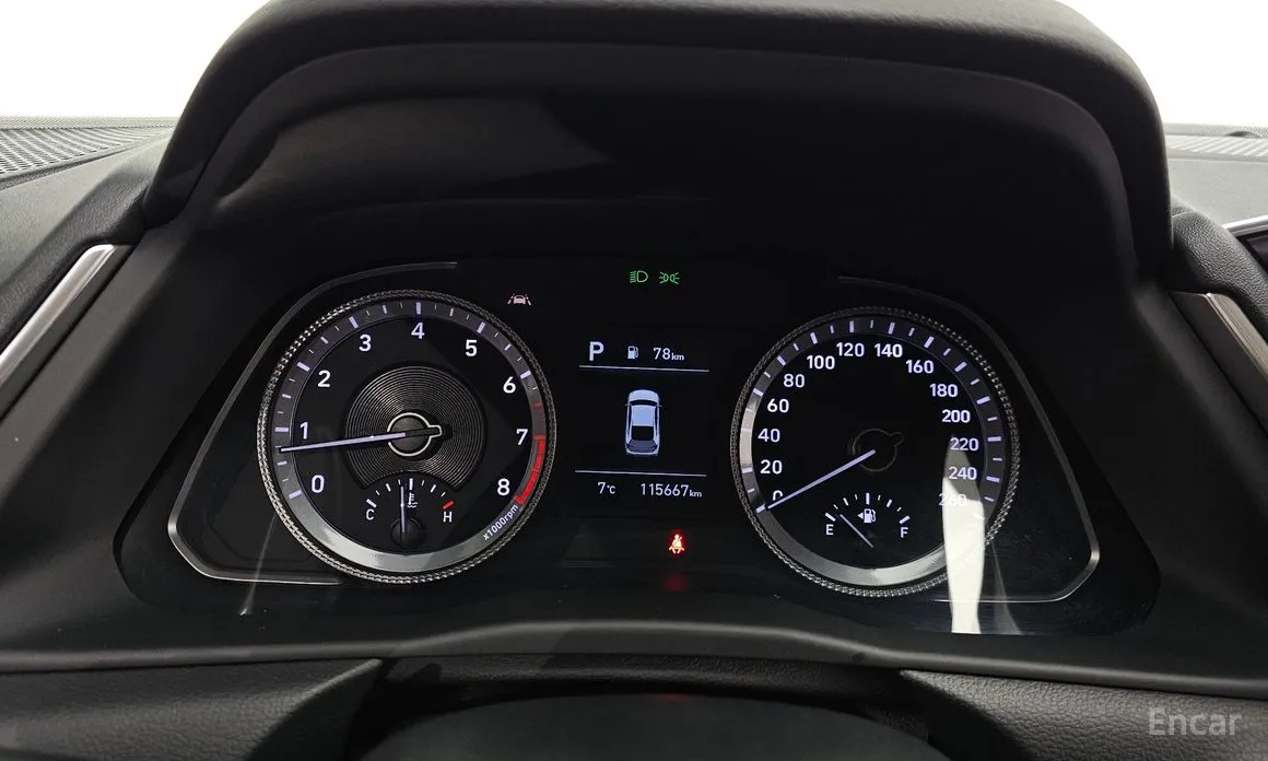 Фото 8 - Hyundai Sonata