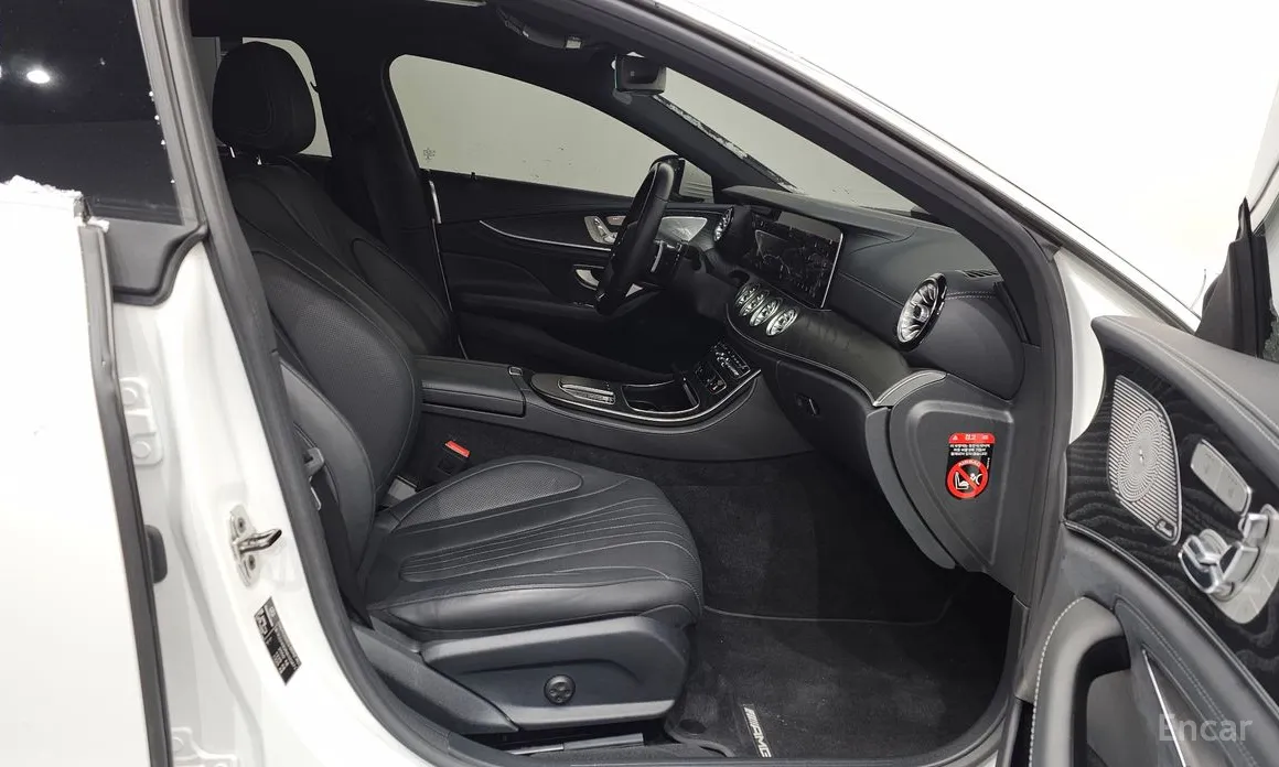 Фото 11 - Mercedes-Benz CLS-Class