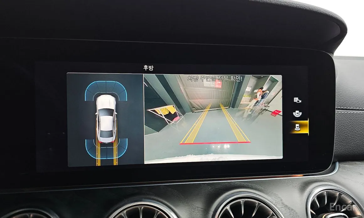 Фото 15 - Mercedes-Benz CLS-Class