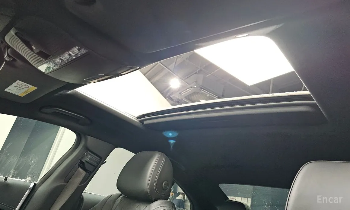 Фото 19 - Mercedes-Benz CLS-Class