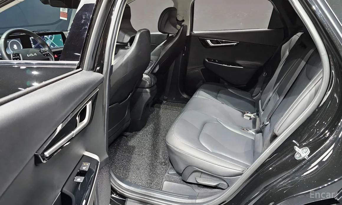 Фото 12 - Kia EV6