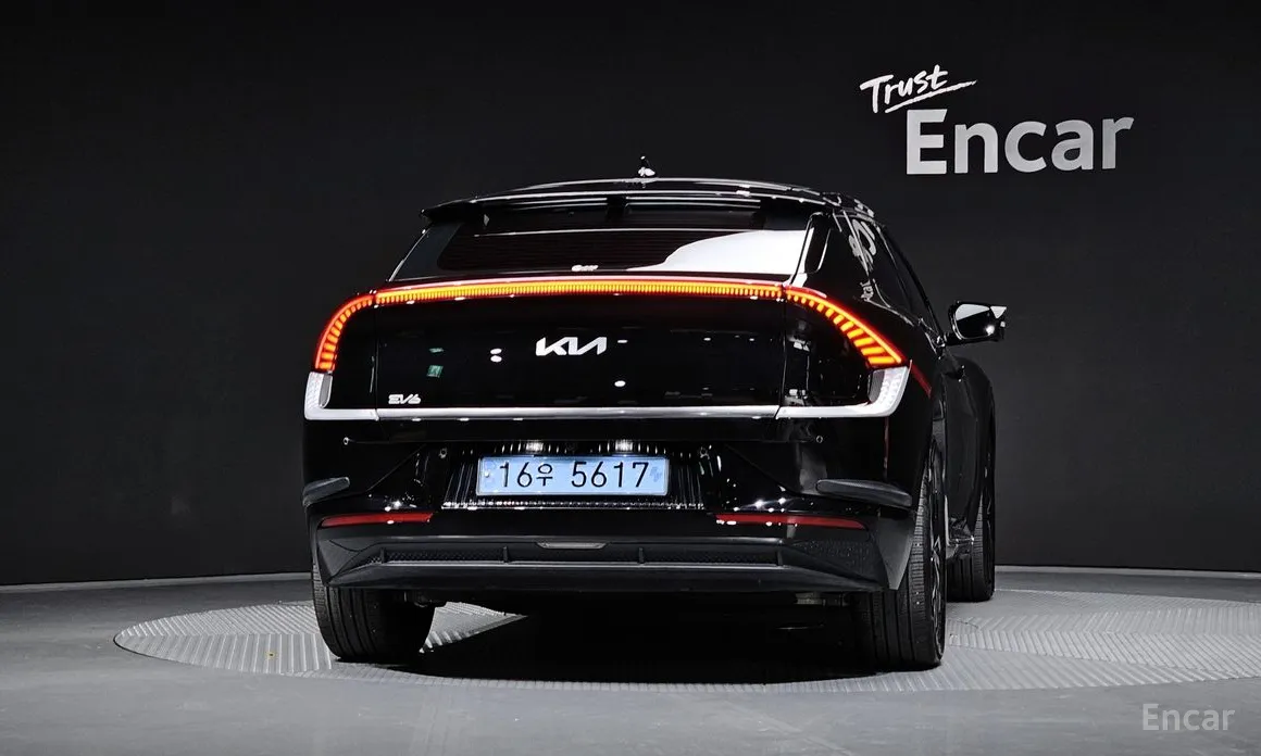 Фото 4 - Kia EV6